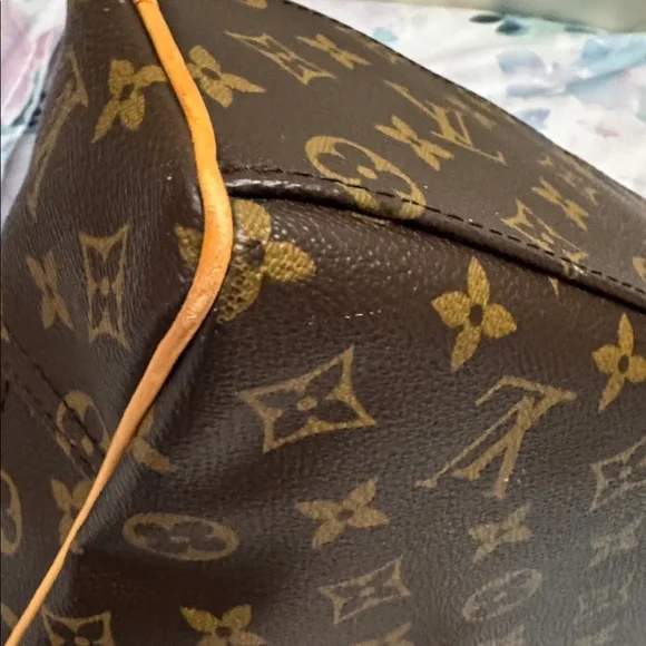 Authentic Louis Vuitton Manhattan PM Brown and Gold Monogram Satchel - Picture 7 of 16